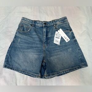NWT Zara jean shorts US 10